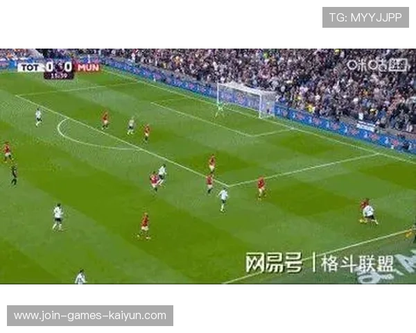 热刺在边路的连续冲击最终换来比分领先