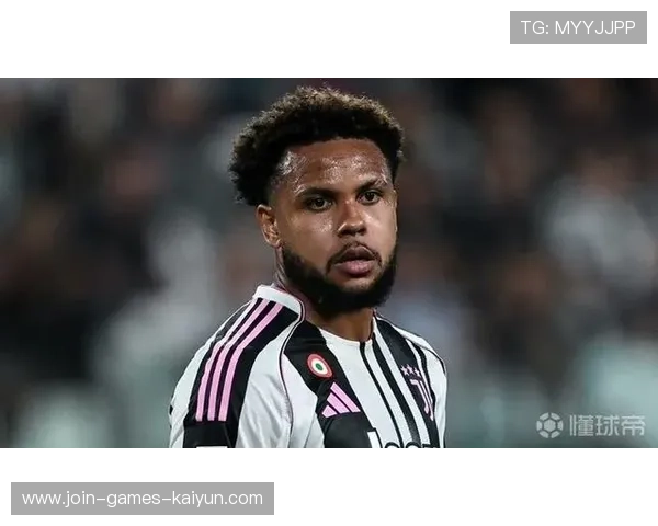 尤文麦肯尼一脚远射震破球门