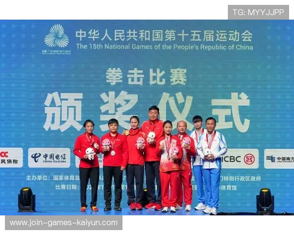 拳击冠军赛耐力拉满回合数刷新年度纪录—从擂台到生活的耐力哲学